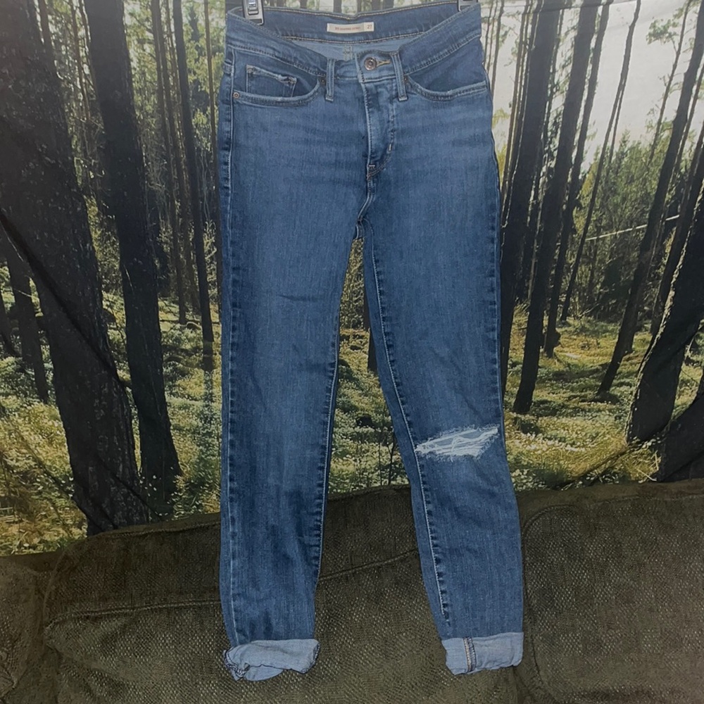 Levi shaping skinny jean